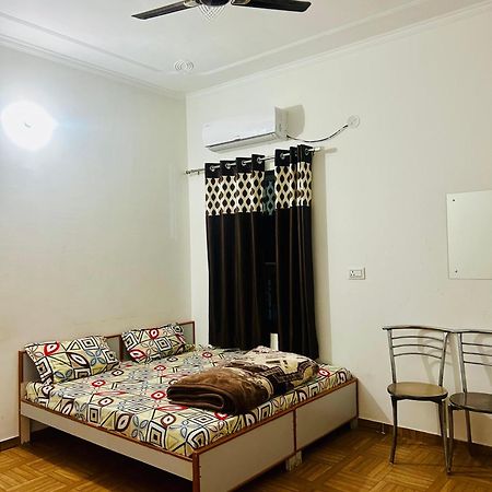 Milan Hotel & Restaurant Sikar 외부 사진