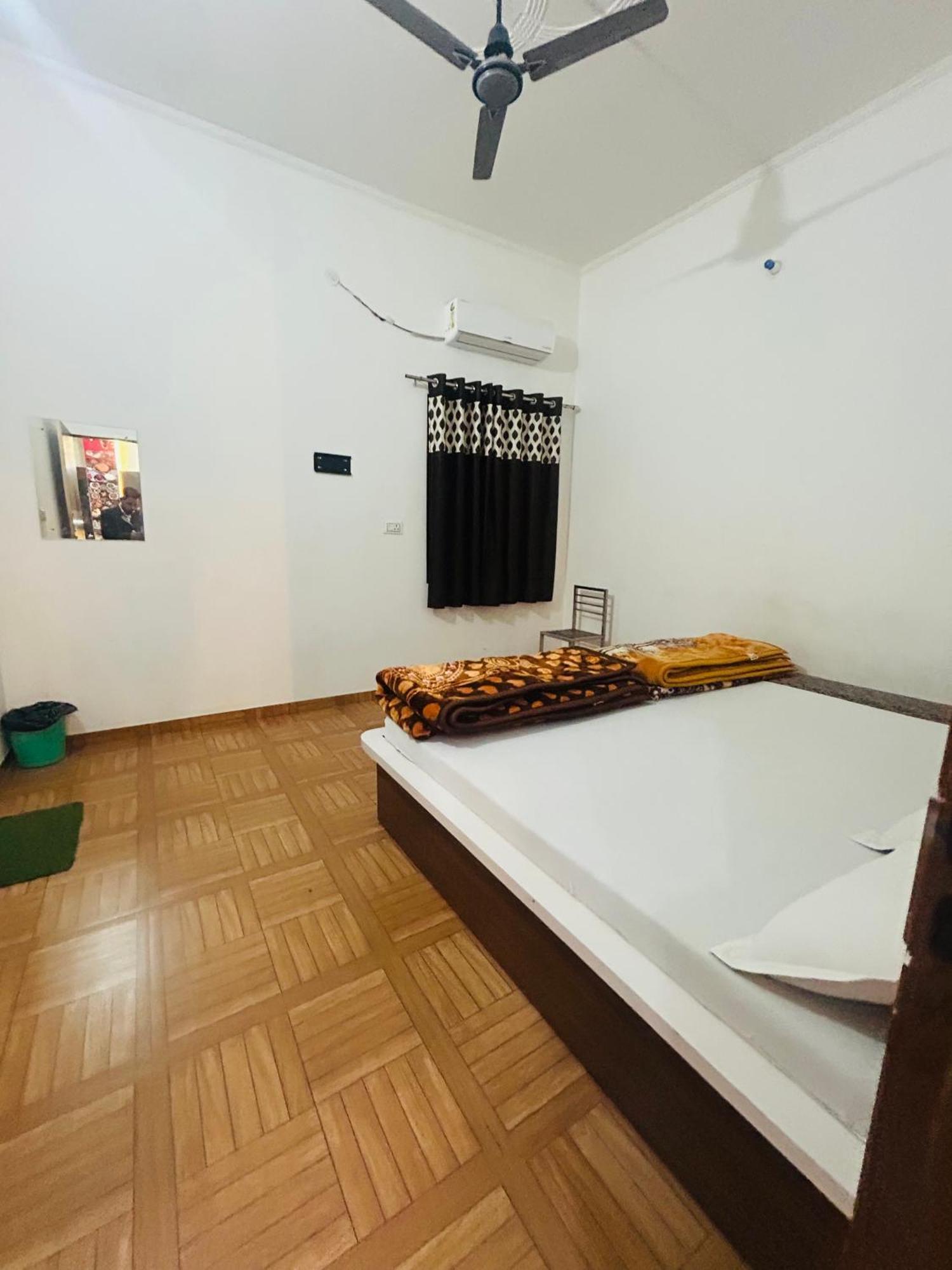 Milan Hotel & Restaurant Sikar 외부 사진